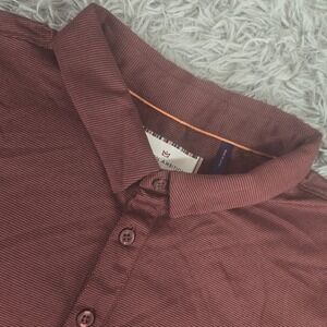 Modern Ambition 1754195 Delightfully Technical Men XL Burgundy Short Sleeve Polo